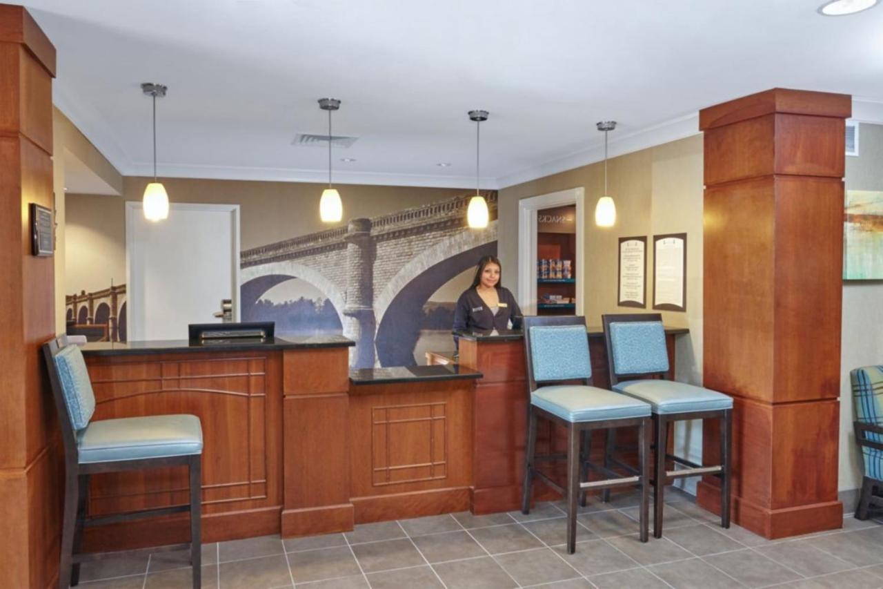 Staybridge Suites Lincolnshire By Ihg エクステリア 写真